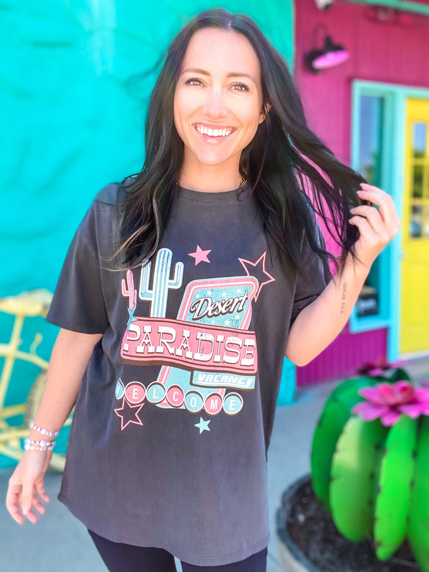 Graphic Tees Retro Desert Paradise Tee