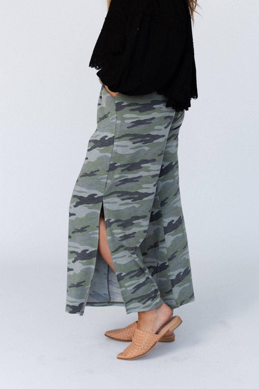 apparel Totally Casual Charcoal Camo Pant