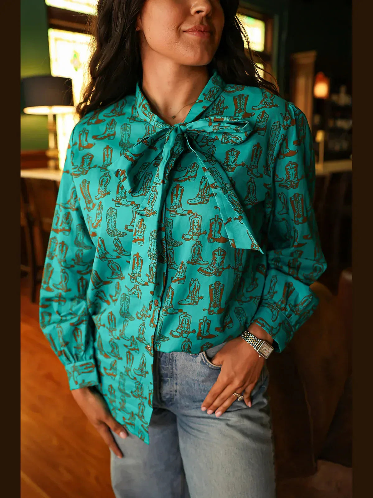 Lola Boots Blouse