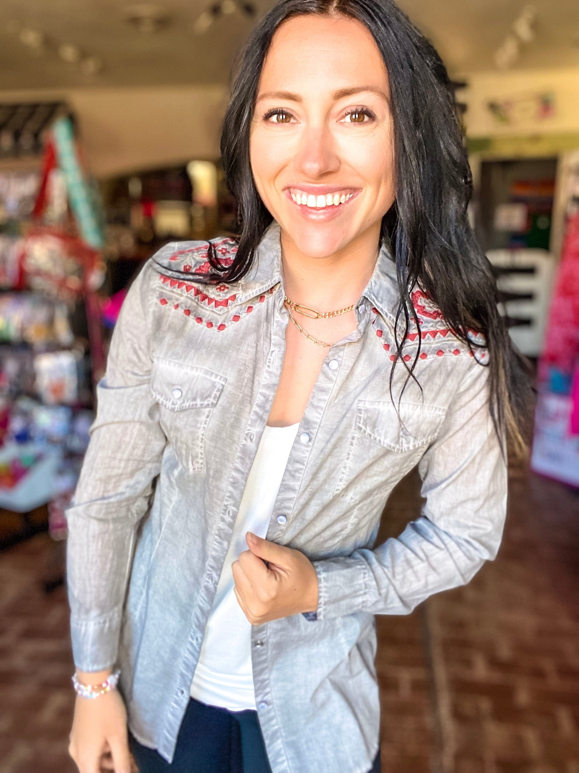 Tops Vintage Button Down Gray Sky