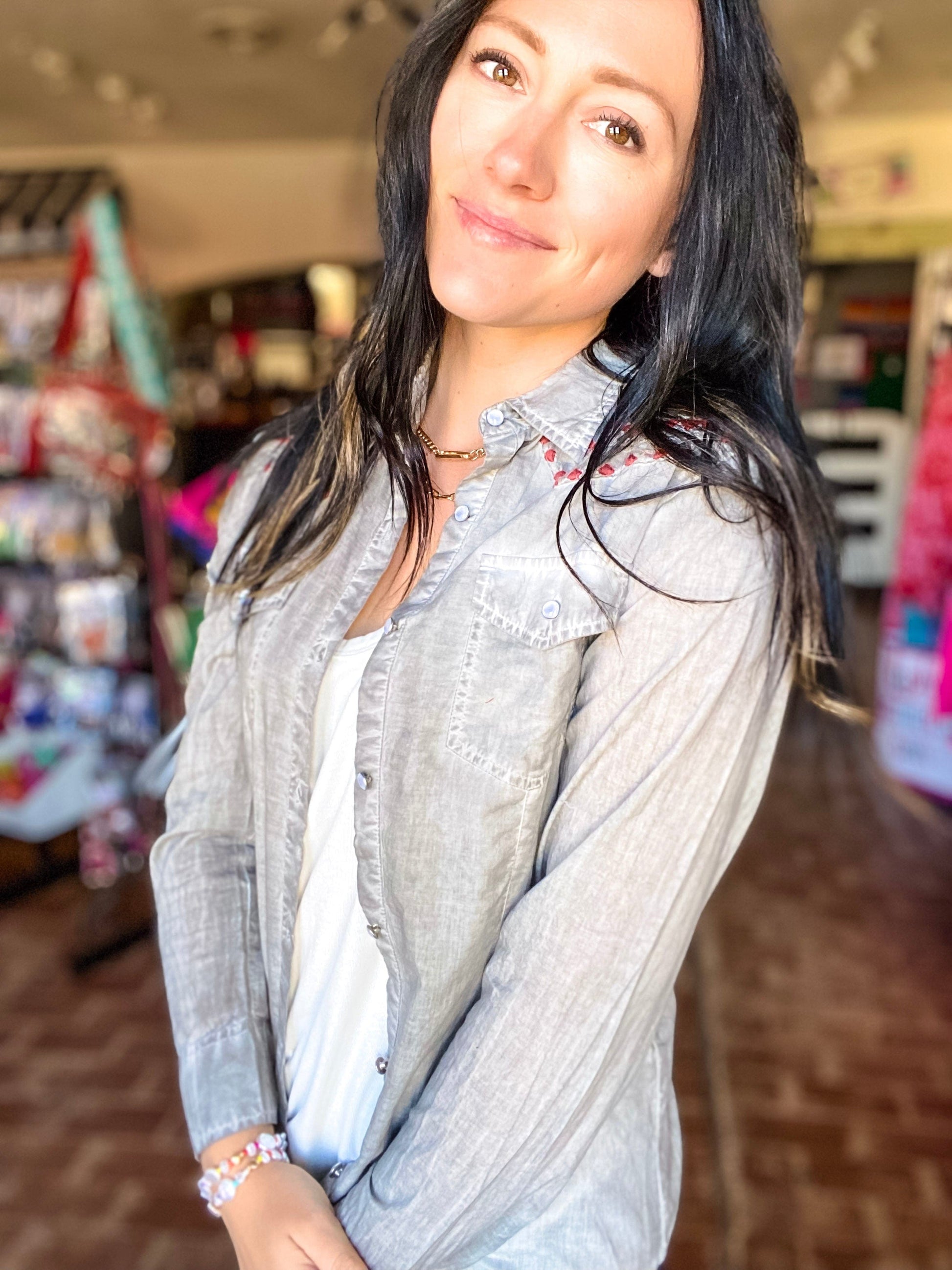 Tops Vintage Button Down Gray Sky